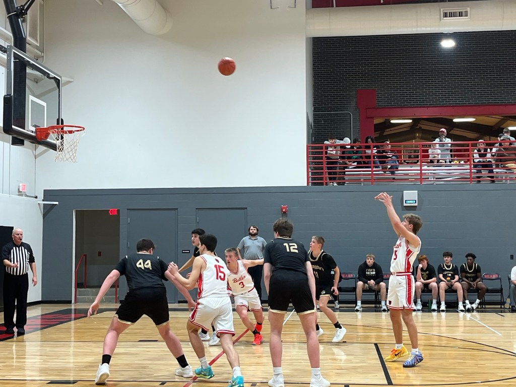 Blackhawks Outlast Bears at Butler&nbsp;Tournament